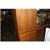 Image 2 : OAK ENTERTAINMENT SHELF AND 2 DOOR 4DRAWER ARMOIRE