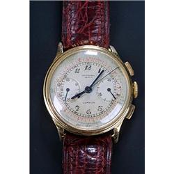 Universal, Compur, a gentlemen's 18ct gold chronograph wristwatch, circa 1940, the silvered dial...