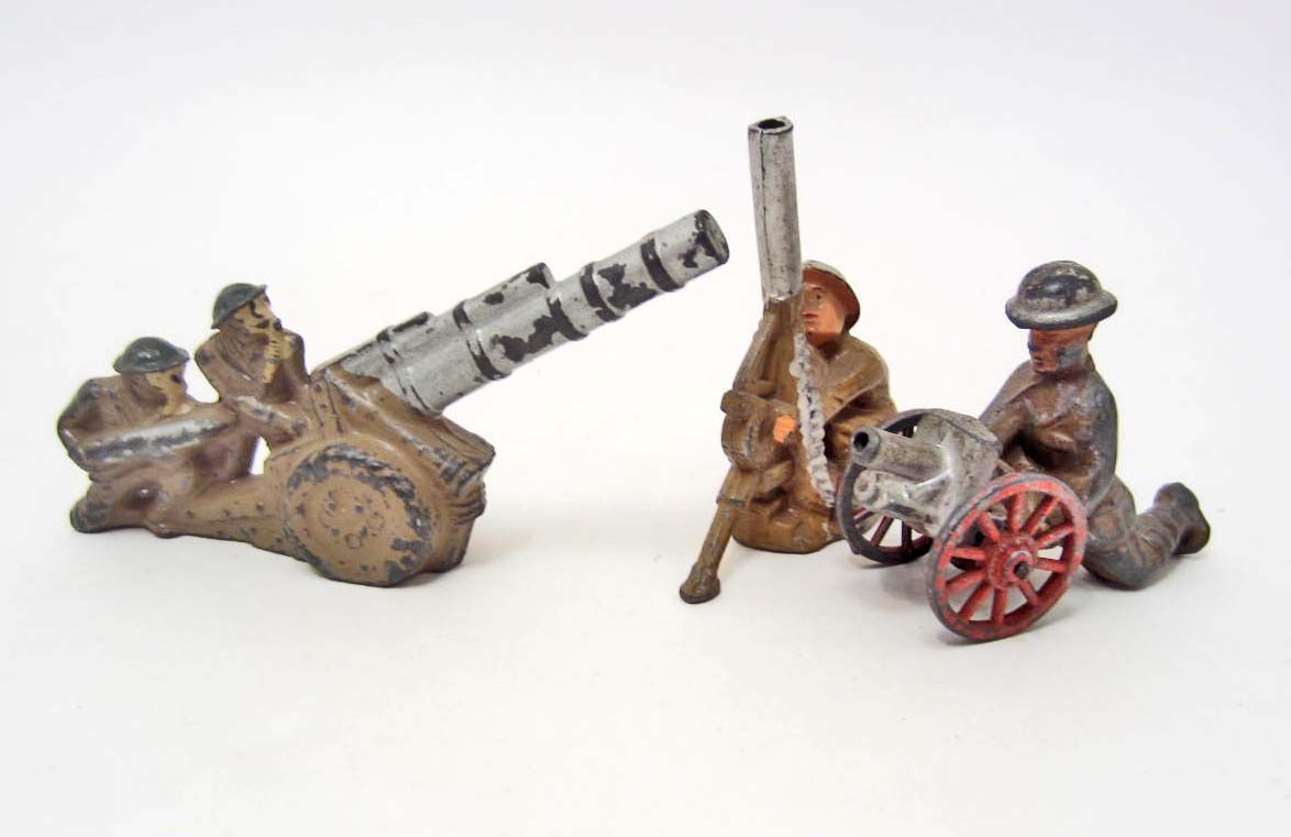 LOT OF 3 VINTAGE BARCLAY MANOIL LEAD SOLDIERS