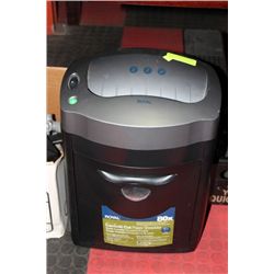 CONFETTI CUT PAPER SHREDDER