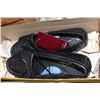 Image 1 : NEW CAVROLL REED LOAFERS - BLACK LADIES SIZE 5 W