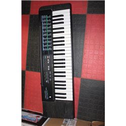 REALISTIC MUSIC KEYBOARD