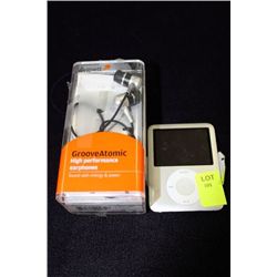 APPLE VIDEO IPOD NANO W/ HEADPHONES & CHARGER