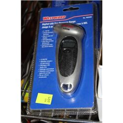 WESTWARD LED TIRE PRESSURE GAUGE