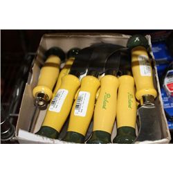 BOX OF RICHARD LINOLEUM KNIVES