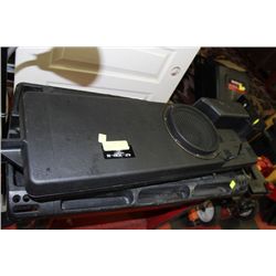 FORD F-150 2004-2008 UNDER SEAT SUBWOOFER