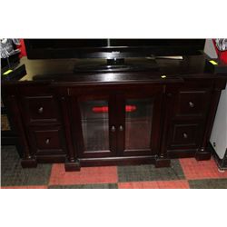 SHOWHOME WOOD 2 DOOR 4 DRAWER TV CABINET
