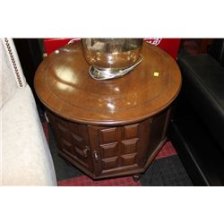 WOOD END TABLE
