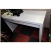 Image 1 : SHOWHOME WHITE WRITING DESK