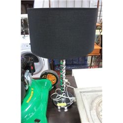 #10 SHOWHOME LAMP ON CHOICE