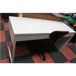 #46 SHOWHOME WHITE 2 DRAWER DESK W RED CHAIR