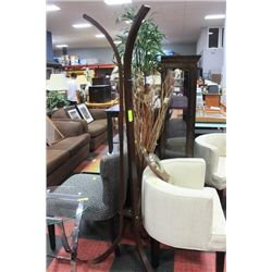 #12 SHOWHOME COAT RACK