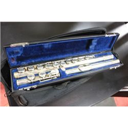 ARMSTRONG FLUTE WITH CASE