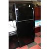 Image 1 : SHOWHOME FRIGIDAIRE FRIDGE MATCHES LOTS 507/508