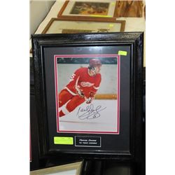 MARCEL DIONNE SIGNED 1972 TEAM CANADA
