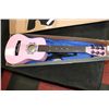 Image 1 : #62 CHILDRENS GUITAR W ACCESSORIES