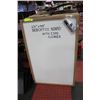 Image 1 : WHITEBOARD WITH PENS