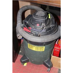 5 GALLON 1.5 HP SHOP VAC
