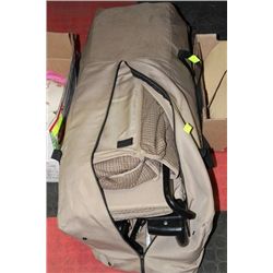 EDDIE BAUER PORTABLE PLAYPEN