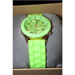 GENEVA  MEN'S WATCH, LIGHT GREEN