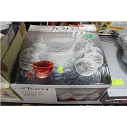26 PC PUNCH BOWL SET