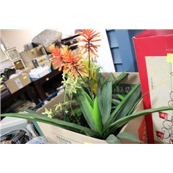 SHOWHOME BOX OF ARTIFICIAL PLANTS