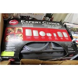 8 PC NON-STICK BAKEWARE SET