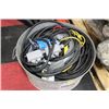 Image 1 : METAL TUB W EXTENSION CORDS
