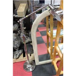 METAL FLOOR LAMP