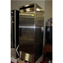 ME-12 STAINLESS STEEL SINGLE DOOR STAND-UP FREEZER