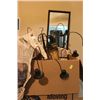 Image 1 : BOX W LIGHT FIXTURE AND HOUSEHOLD MISC