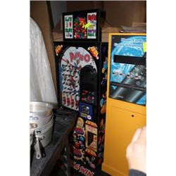 GUM BALL PLINKO MACHINE W/ GUMBALLS