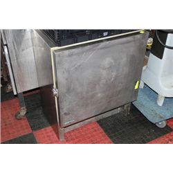 SILVERKING MILK AND CREAM DISPENSER