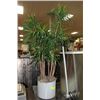 Image 1 : ARTIFICIAL PLANT