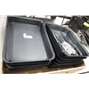 Image 1 : PLASTIC TRAYS, 11, AND 6 KNIVES W/LARGE MESH GLOVE