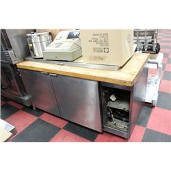 2 DOOR REFRIGERATED PREP TABLE