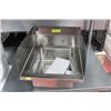 Image 1 : ME-22 STAINLESS STEEL WALL MOUNT HAND SINK