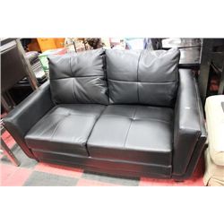 BLACK LEATHERETTE LOVE SEAT