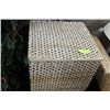 Image 1 : WICKER STORAGE BOX