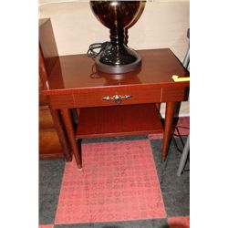 CHERRY END TABLE