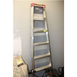 #4 ALUMINUM 7' LADDER