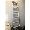 Image 1 : #4 ALUMINUM 7' LADDER