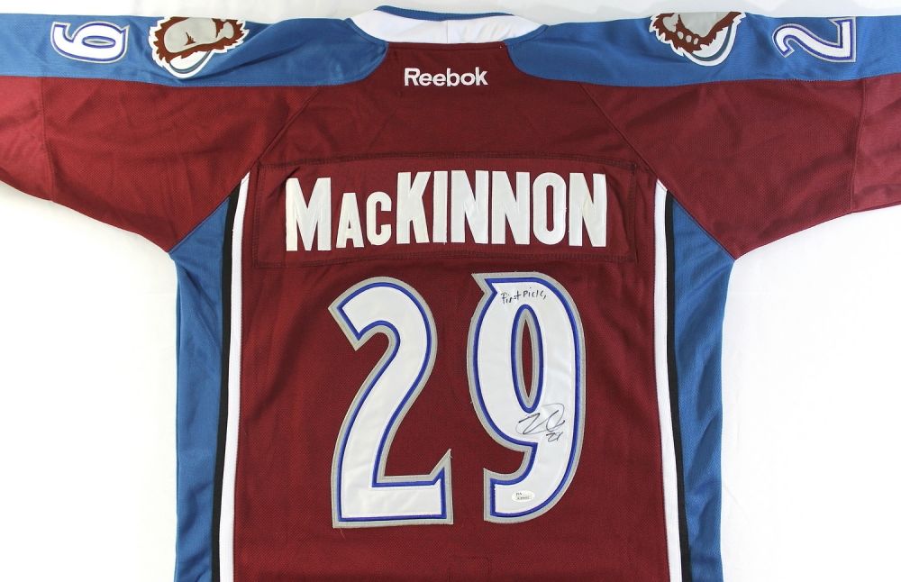 nathan mackinnon autographed jersey