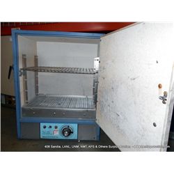 BLUE M LABORATORY OVEN (print sequence:) 59061