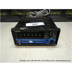 DATEL VOLTAGE CALIBRATOR DVC 8500