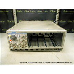 TEKTRONIX TM 5006 WITH FG 504FG5010 76501A