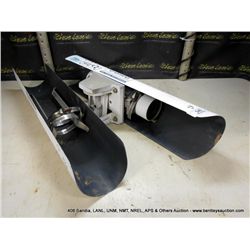 COHU CAMERA MOUNTS & 1 CAMERA (2X THE MONEY) (print sequence:) 59570