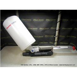 THERMO NORAN 8818 LIQUID NITROGEN DEWAR (print sequence:) 59502