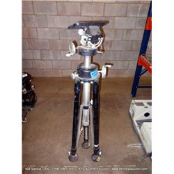 ALUMINUM TRIPOD CAMERA TRIPOD (print sequence:) 59299