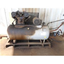 WORLDAIRE 10HP AIR COMPRESSOR MODEL W103-120H, S/N 1205104603T